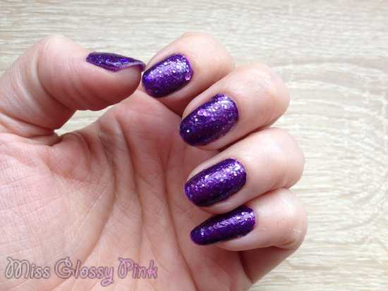 swatch vernis violet shourouk sephora